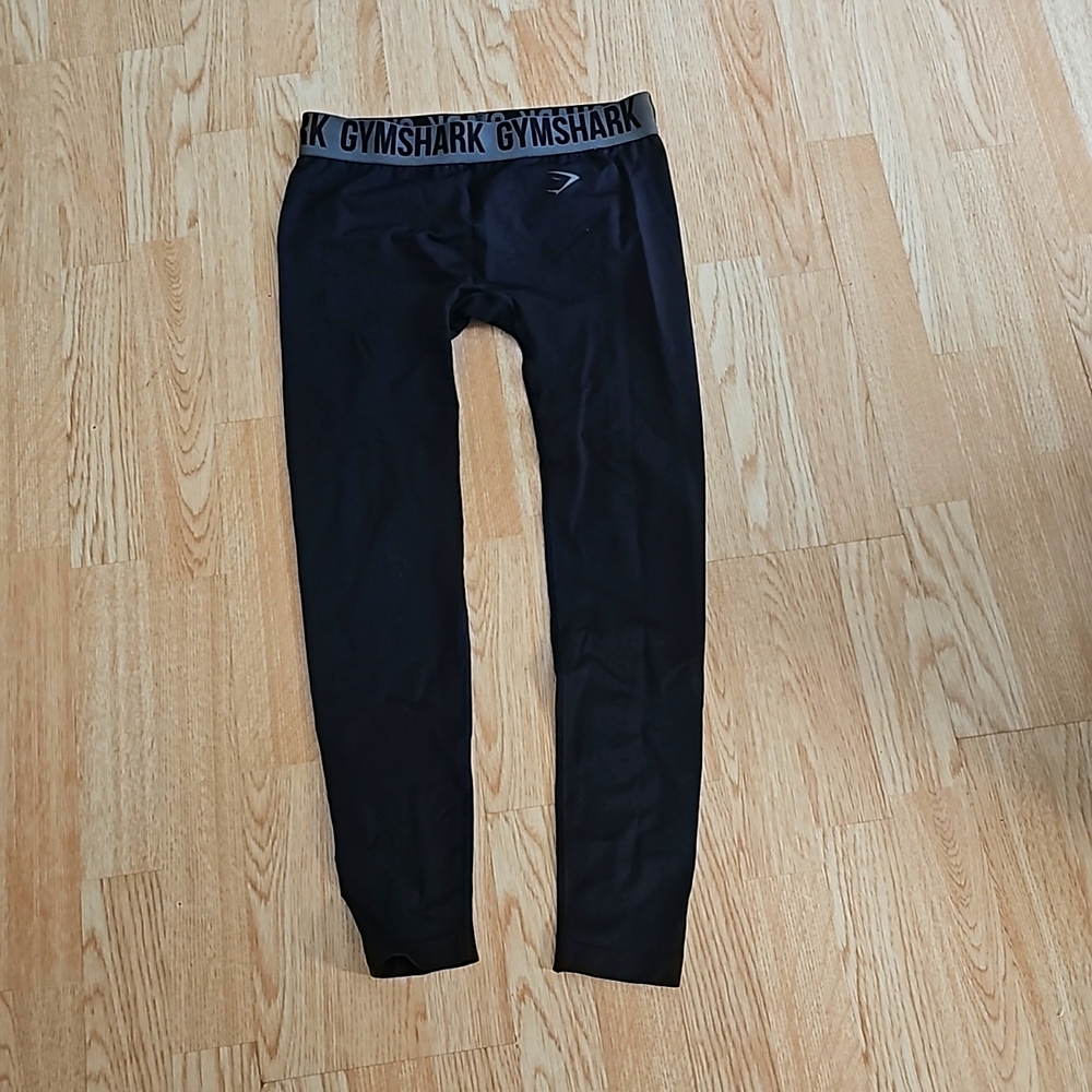 Gym shark size large black leggings